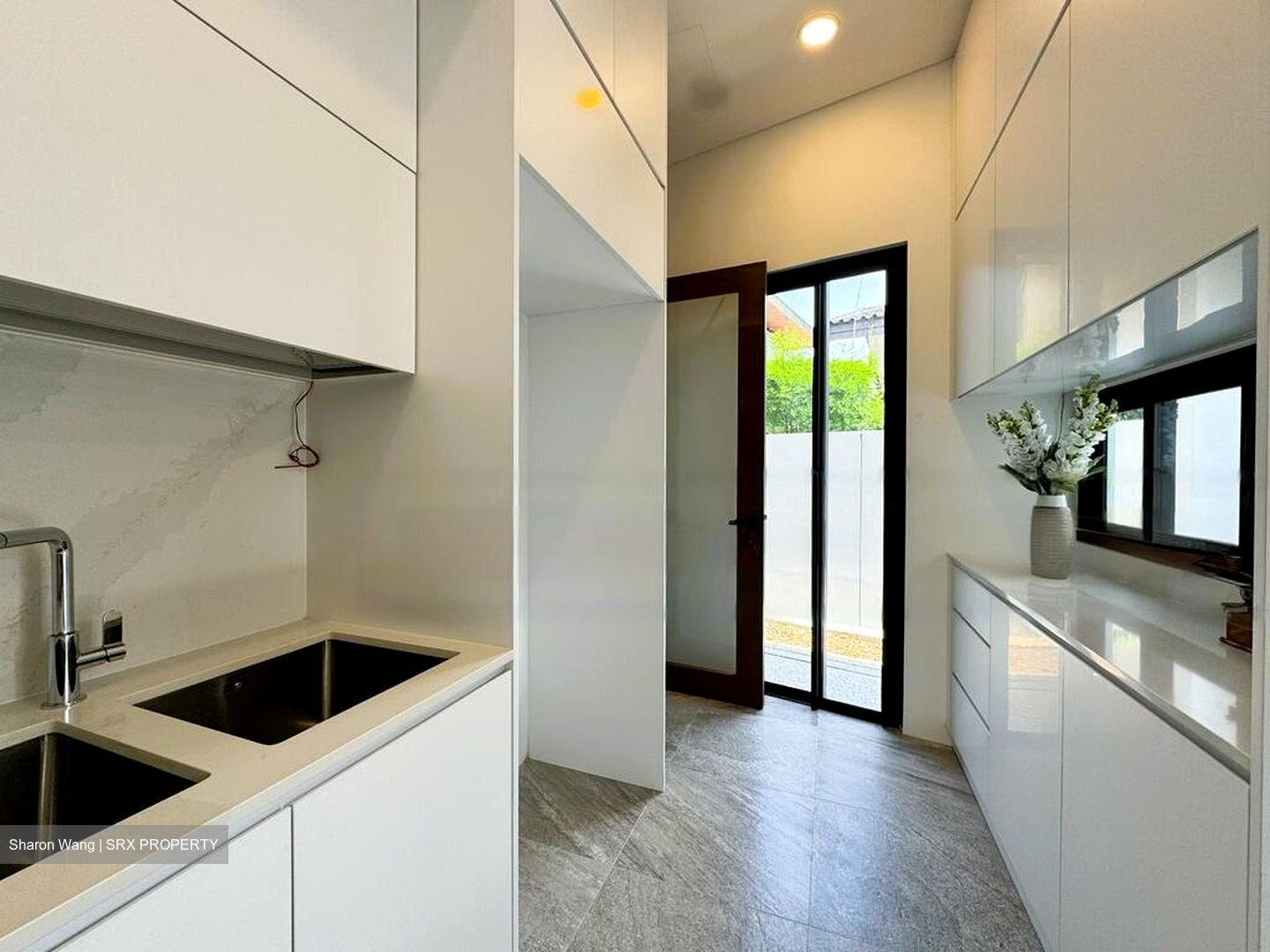 Whitley Road (D11), Terrace #471330851